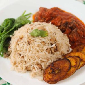 White Rice With Beans and Sauce